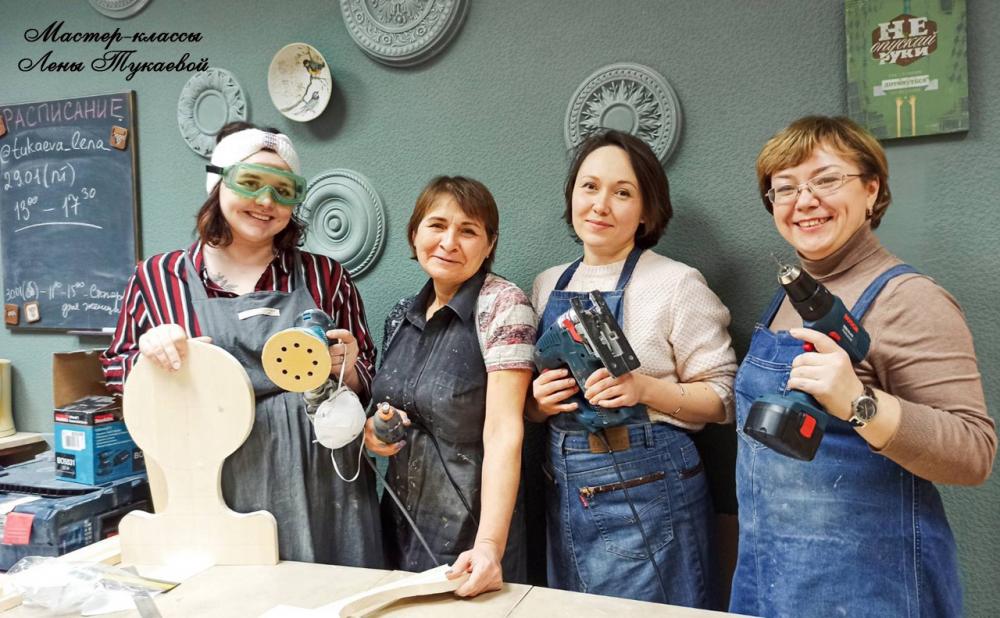 В Ижевске открыли курсы по столярному мастерству для девушек