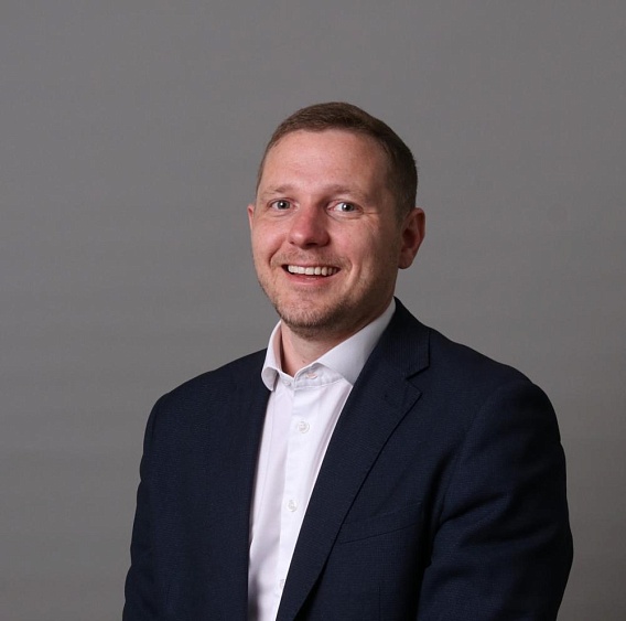 Богдан Аронов