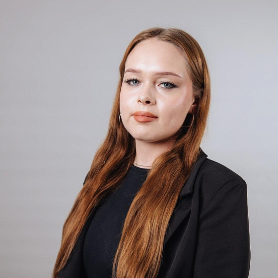 Арина Кочурова 